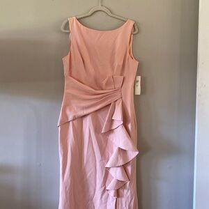 Elegant Sleeveless Pink Ruffle Dress